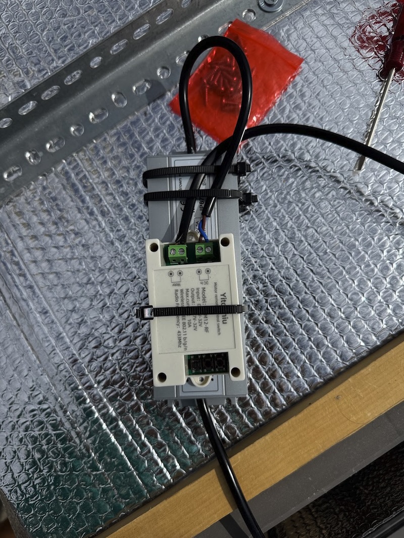 Tuya TYM12-RF wifi motor controller with 12v power supply